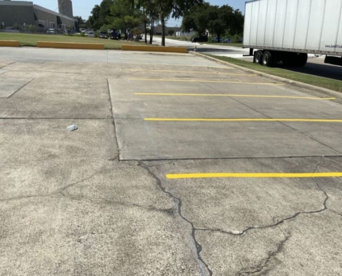 Asphalt vs. Concrete Parking Lots: The Differences